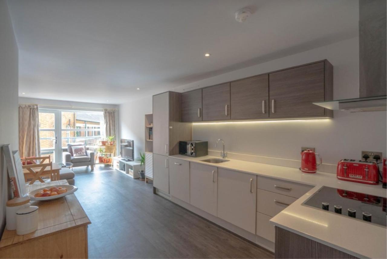 Gorgeous Spacious 2 Bed 2 Bath Apartment Leicester Exterior foto